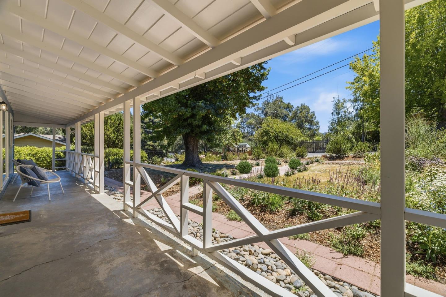 260 El Solyo Heights DR