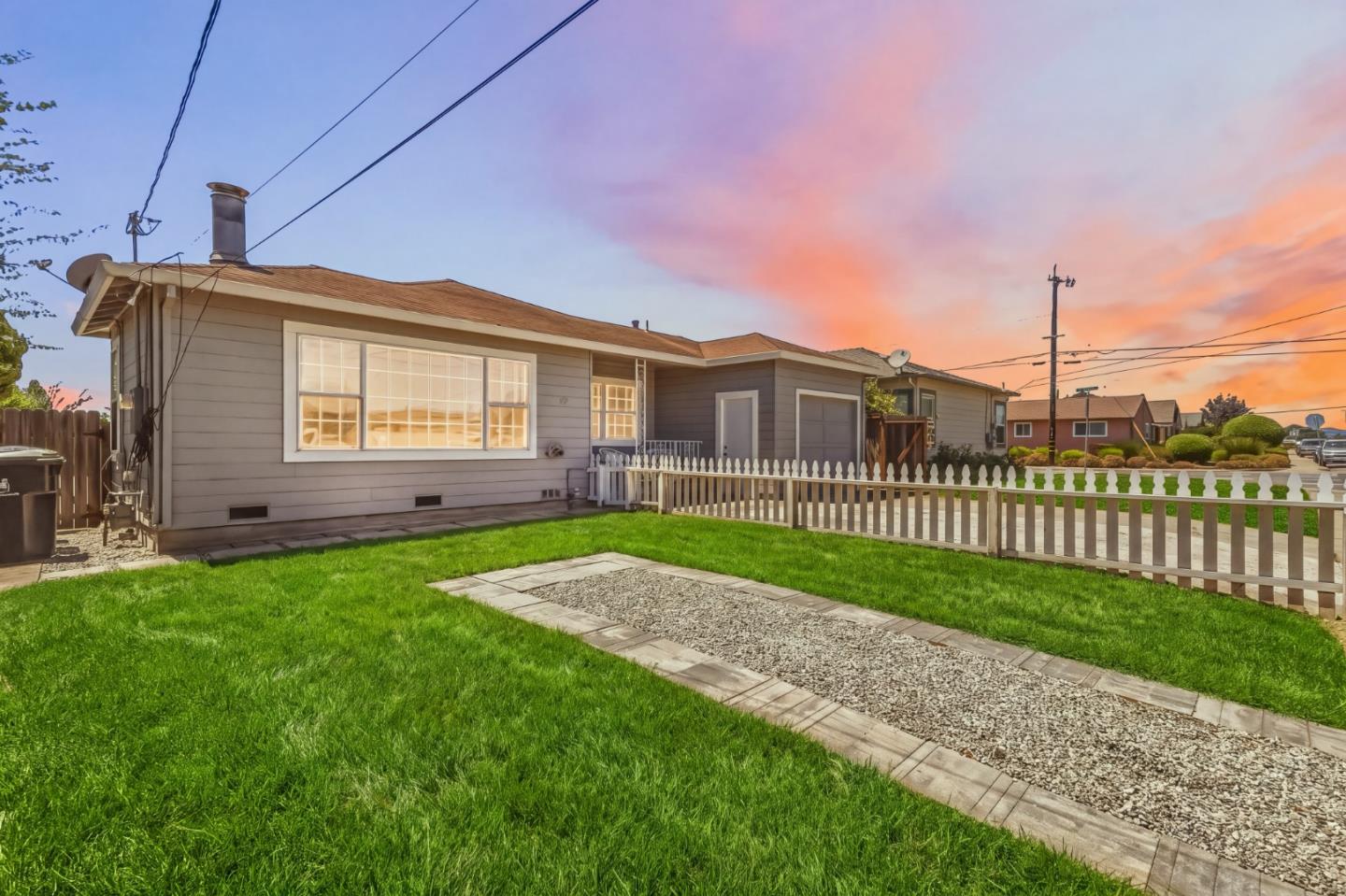 89 Santa Clara ST
