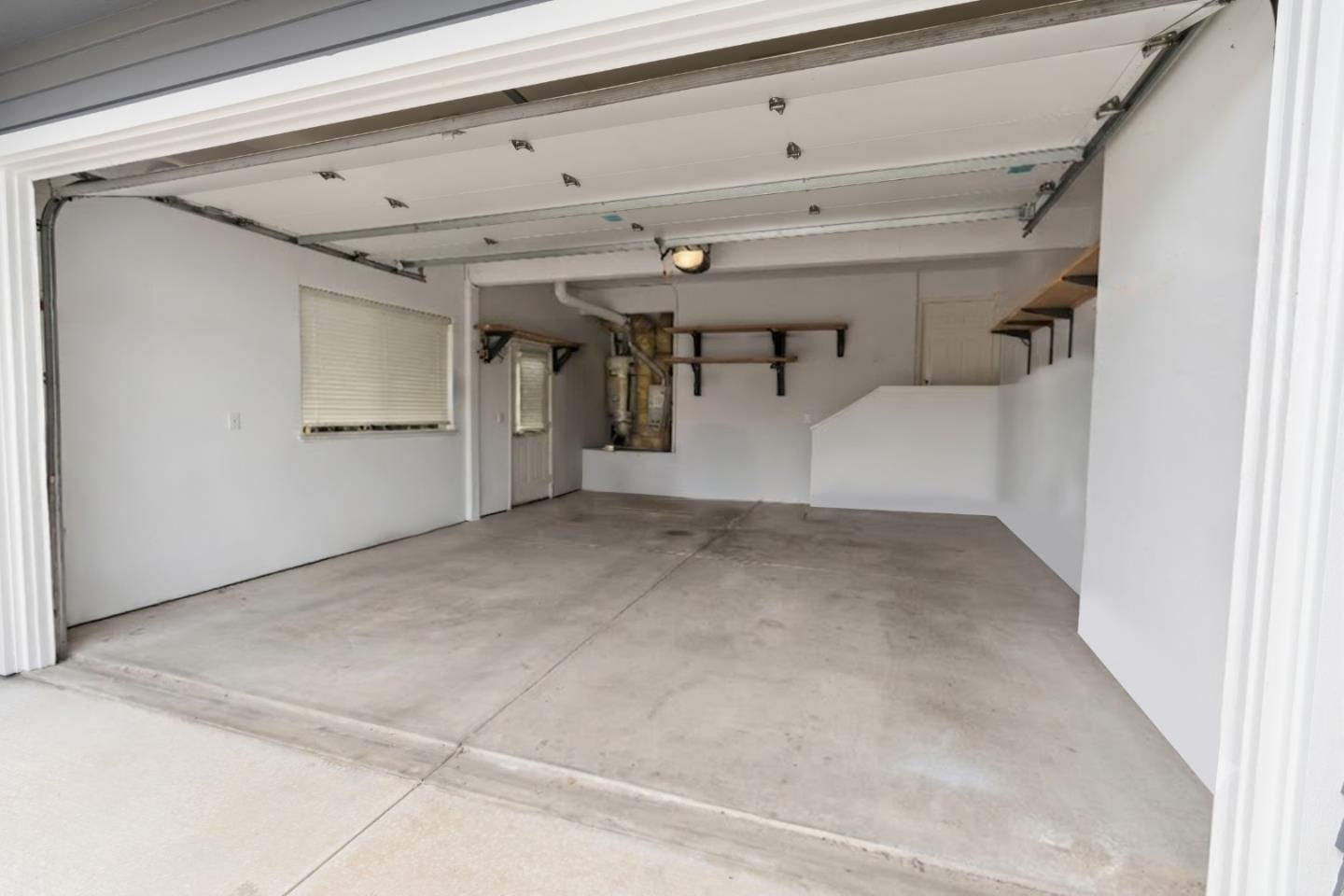 1446 Avila AVE