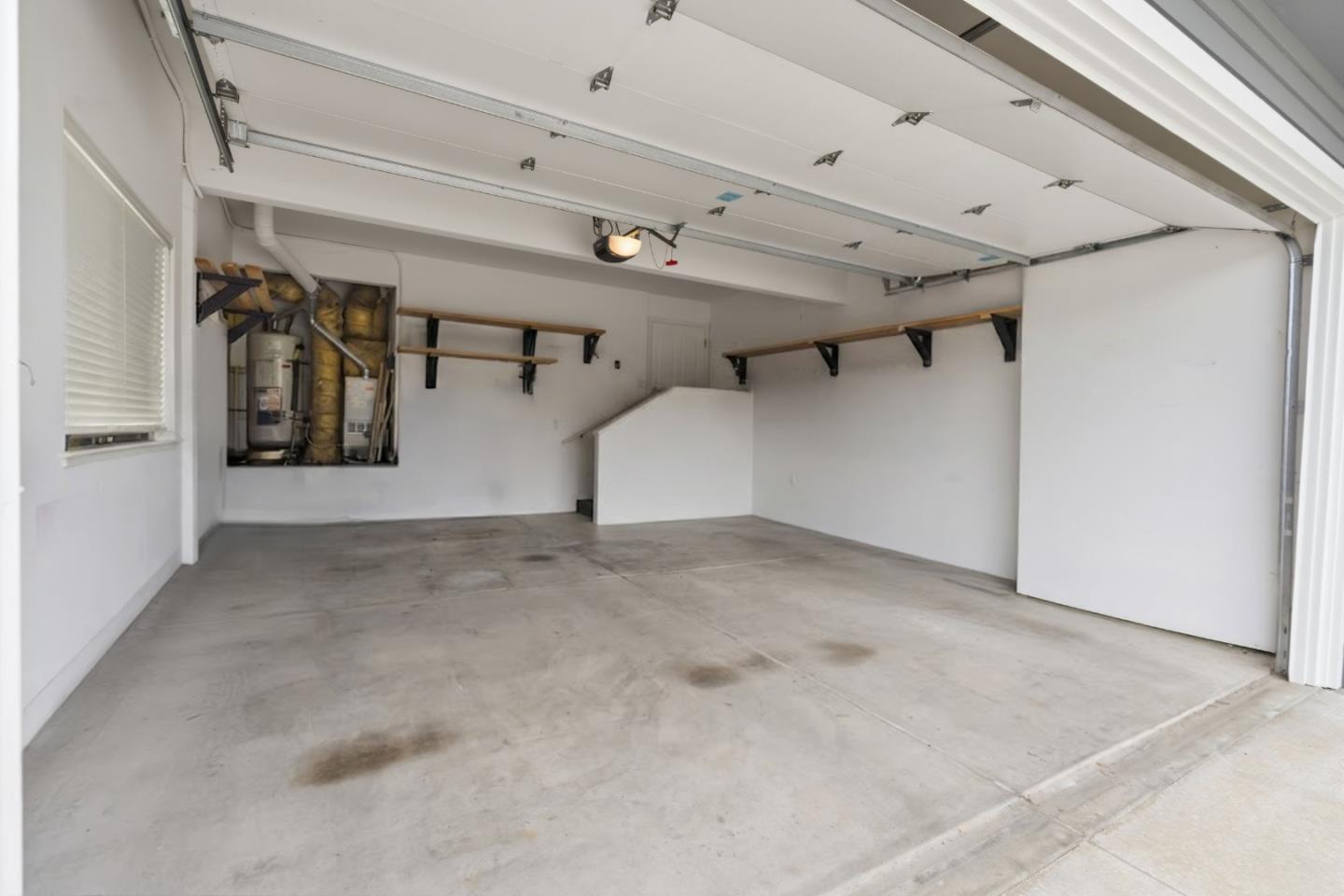 1446 Avila AVE