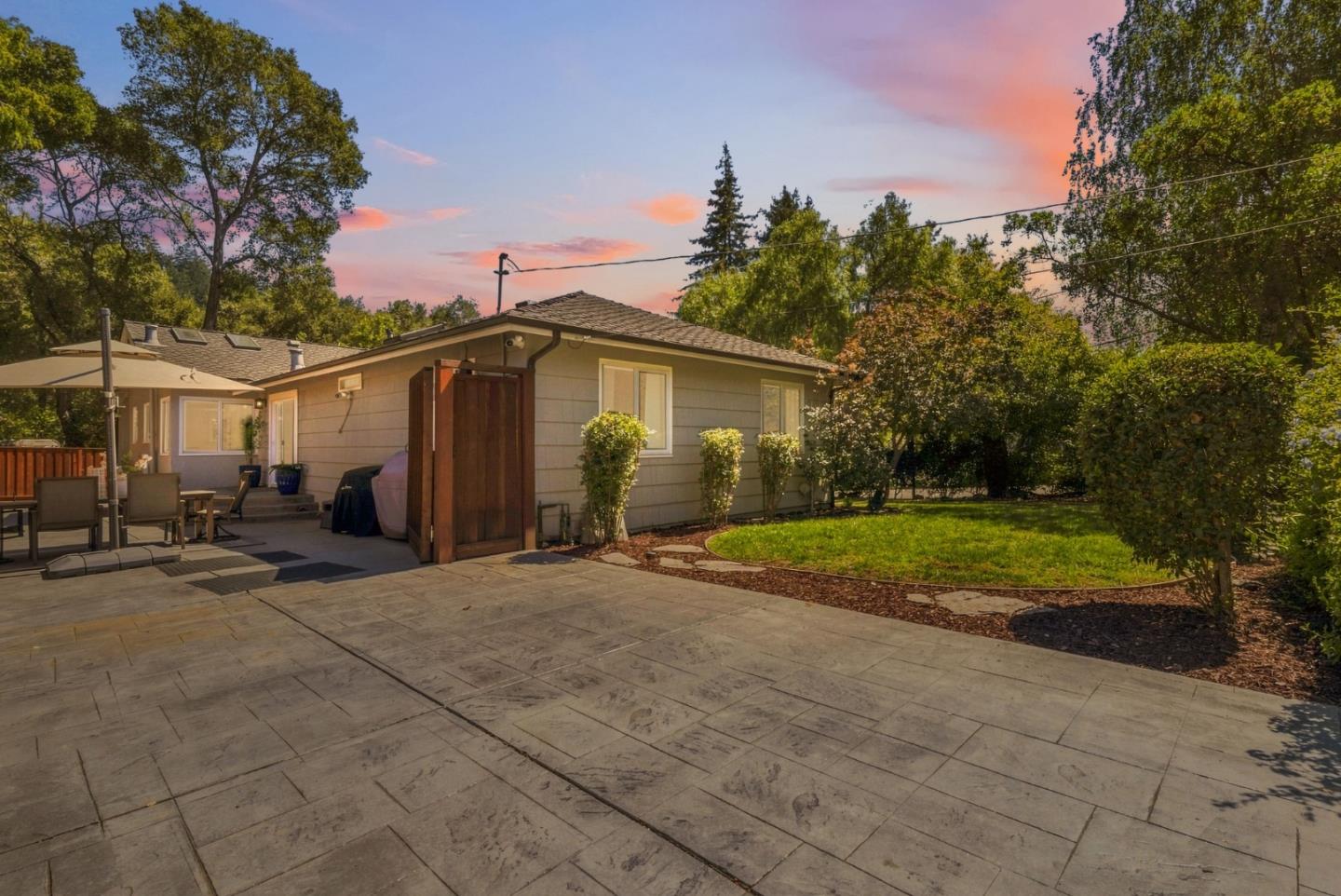 146 El Solyo Heights DR