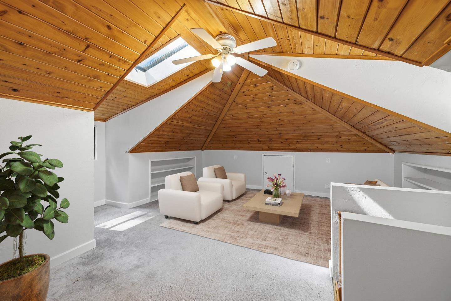240 Ridge DR