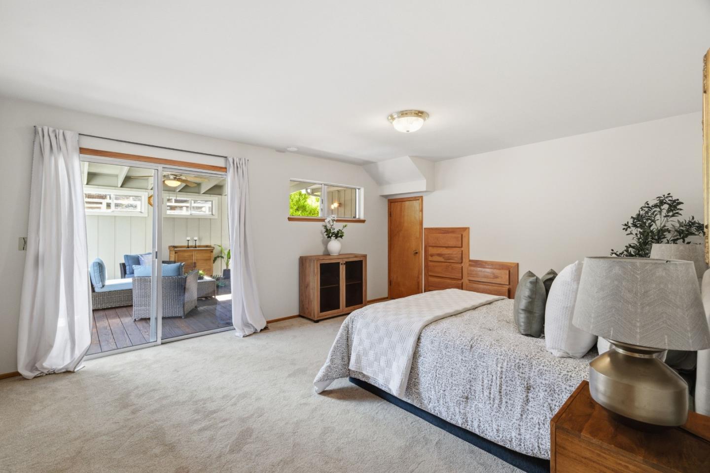 12 Azalea AVE