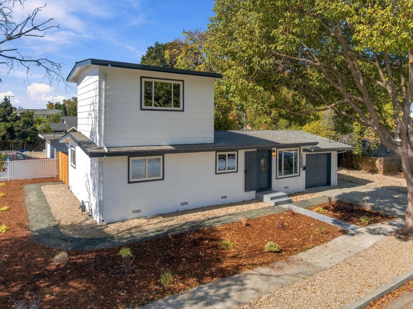 1307 Hill AVE