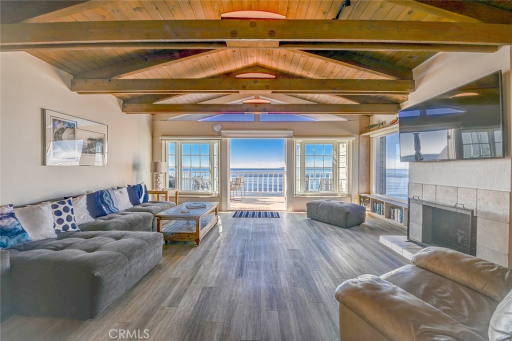 1021 Gaviota Drive