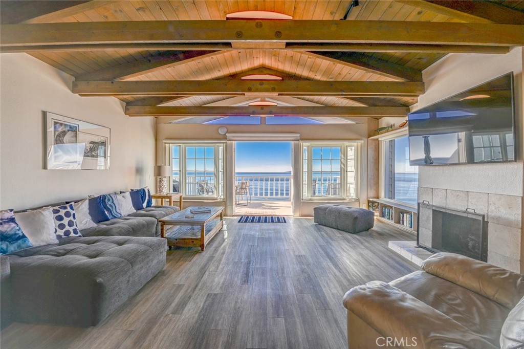 1021 Gaviota Drive