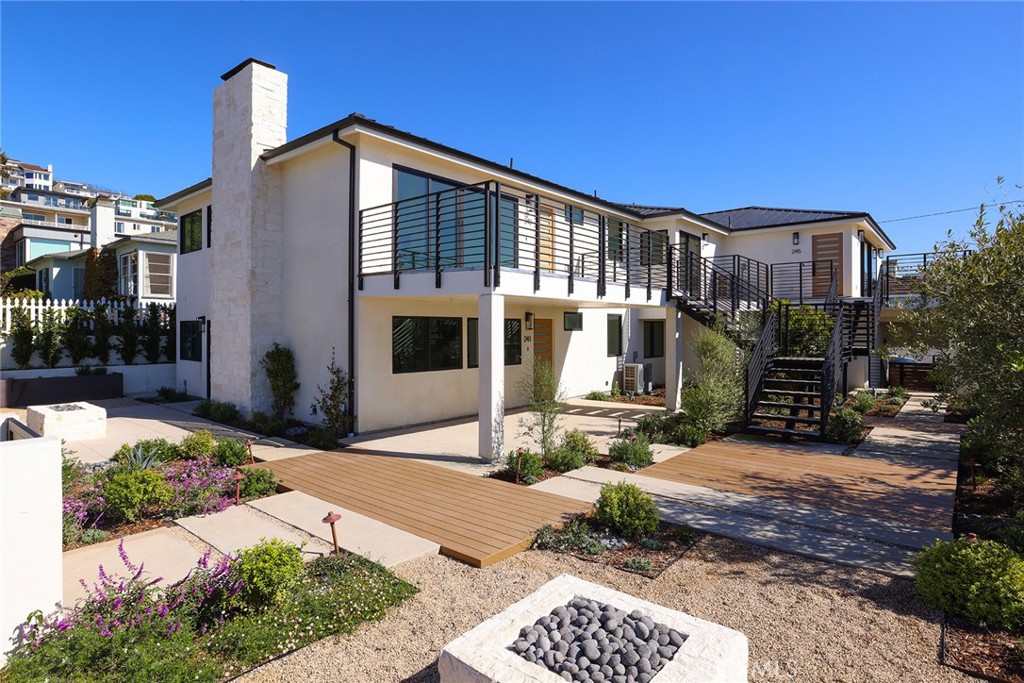 245 Wave Street