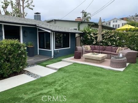 490 Thalia Street