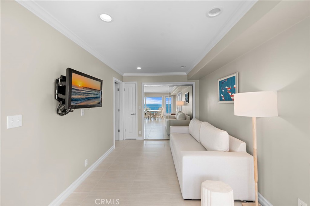 603 S Coast Highway B