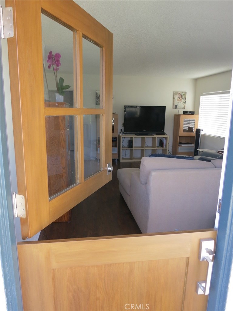 327 Locust Street