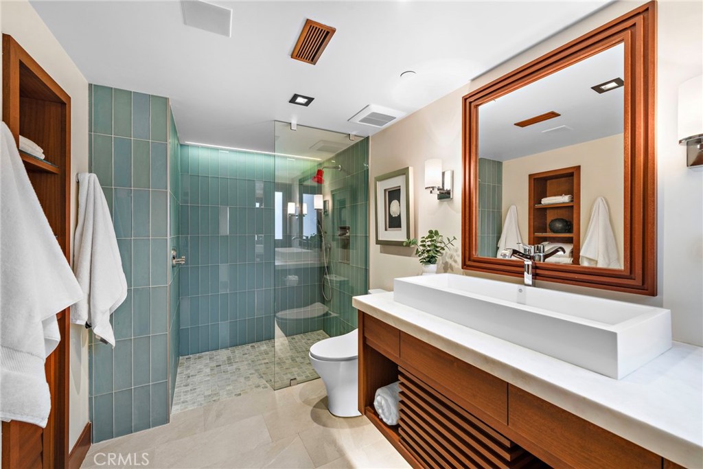 31678 Seacliff Drive