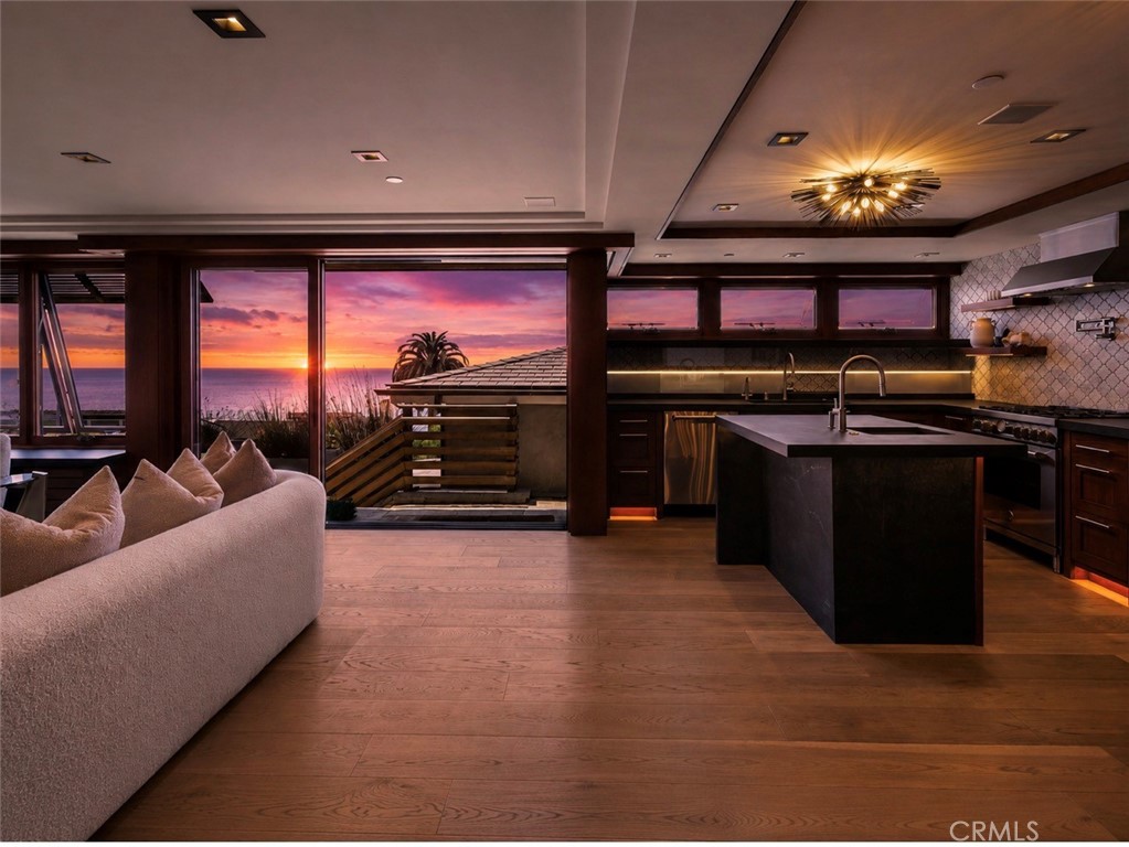 31678 Seacliff Drive