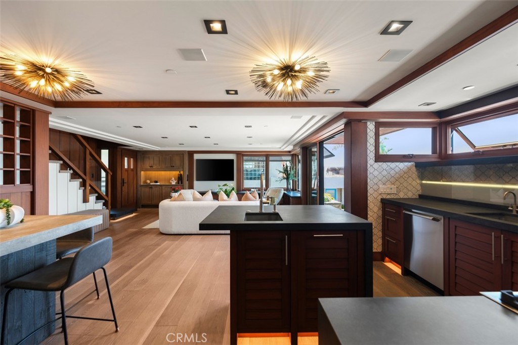 31678 Seacliff Drive