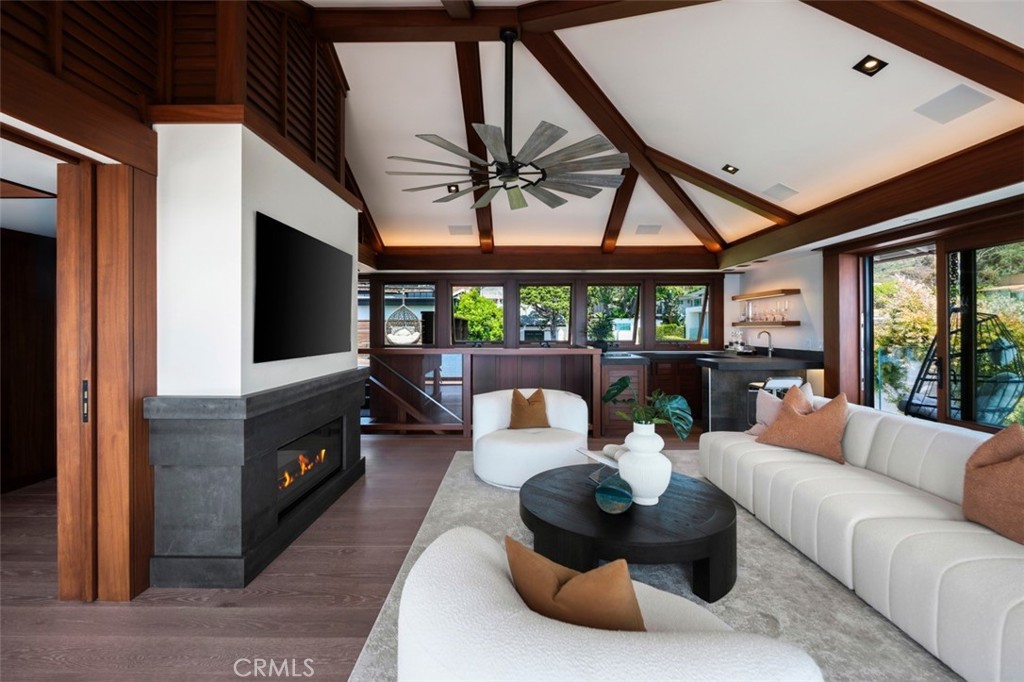 31678 Seacliff Drive