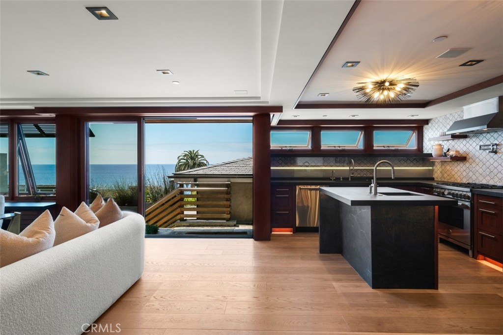31678 Seacliff Drive