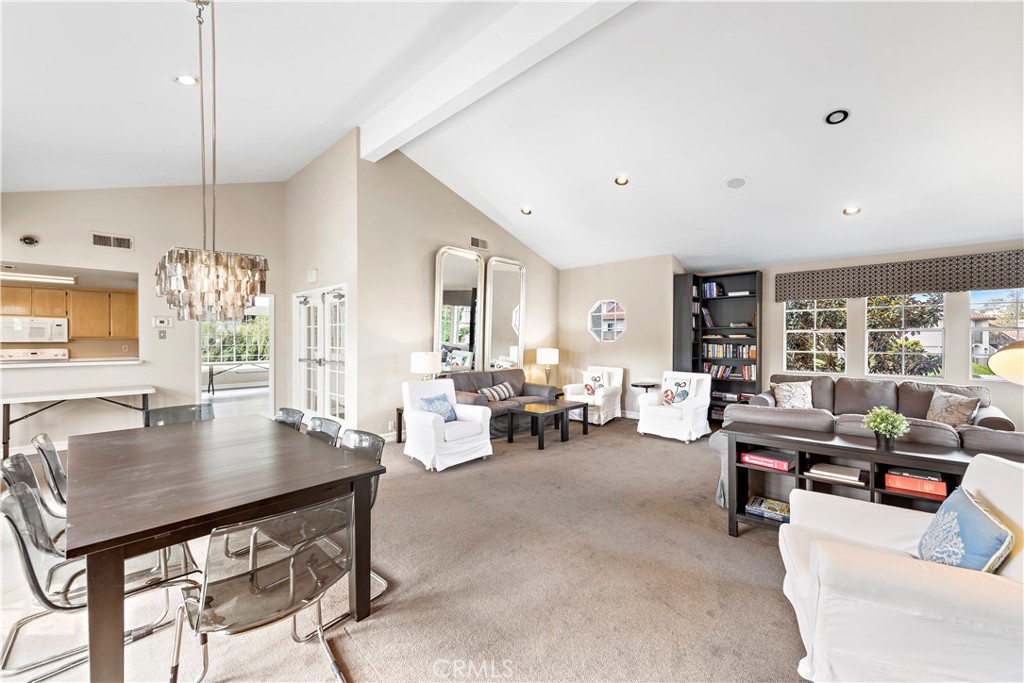 68 c Corniche Drive C