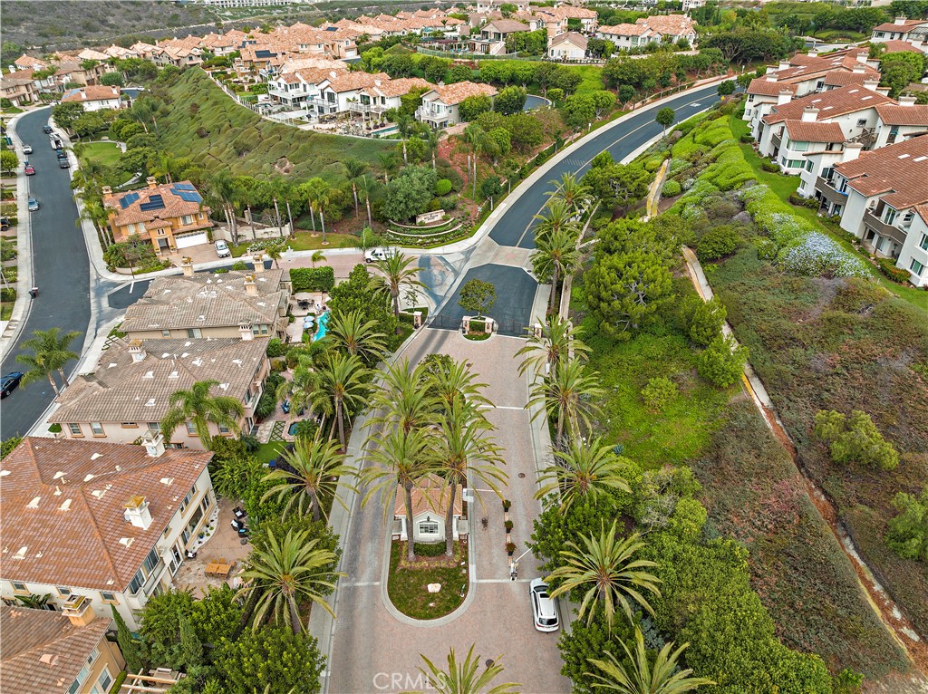 68 c Corniche Drive C