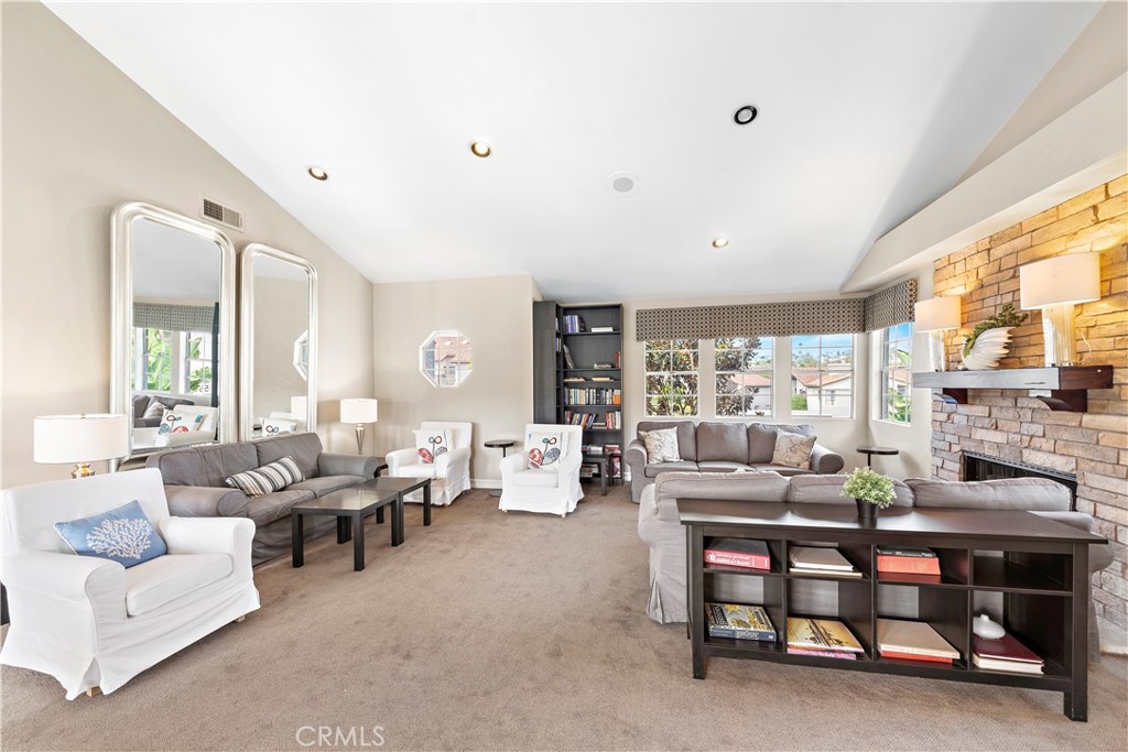68 c Corniche Drive C