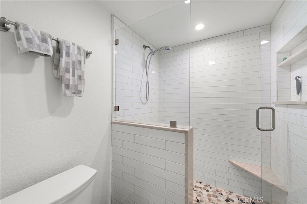 68 c Corniche Drive C
