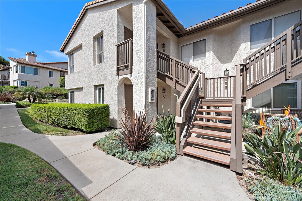 68 c Corniche Drive C