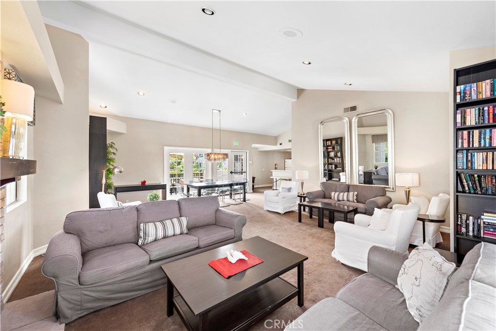 68 c Corniche Drive C