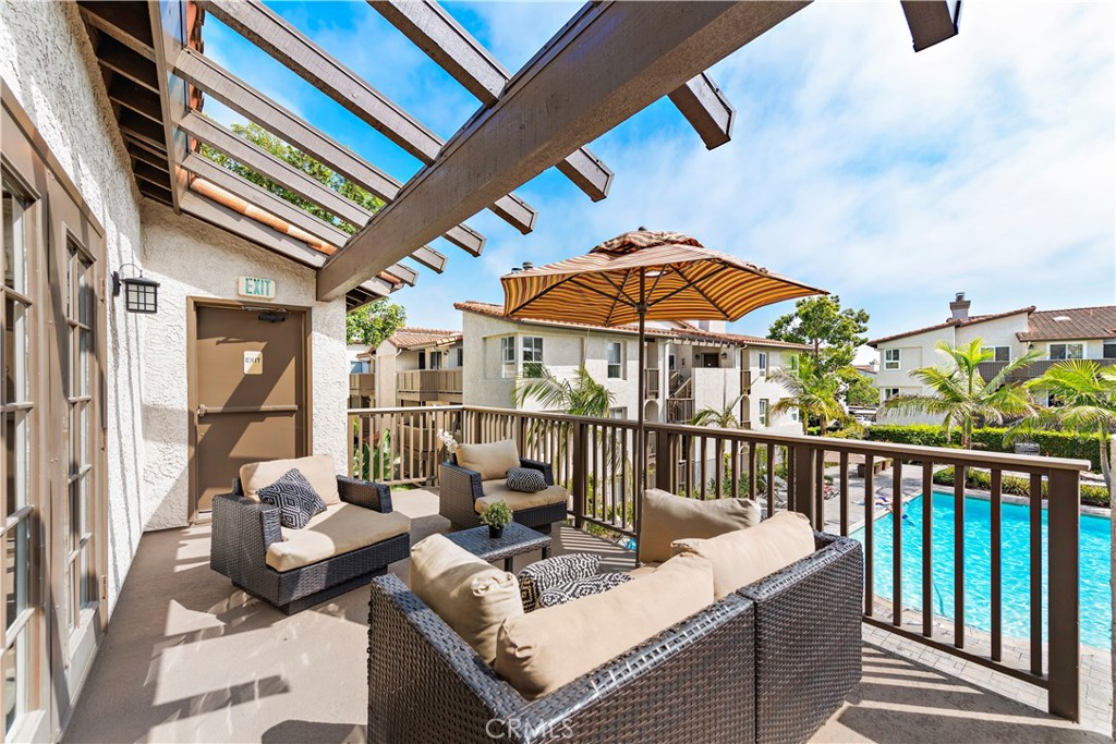 68 c Corniche Drive C