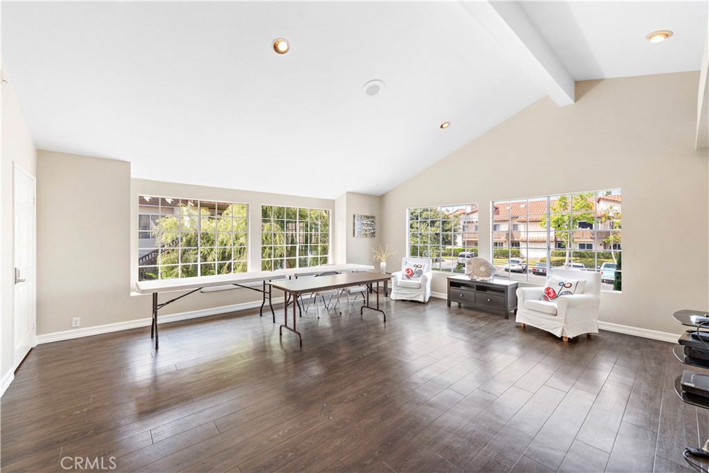 68 c Corniche Drive C