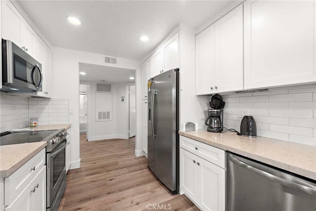 68 c Corniche Drive C