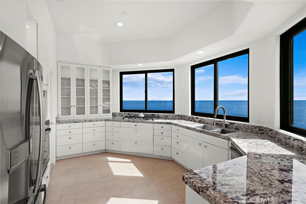 715 Ocean Front