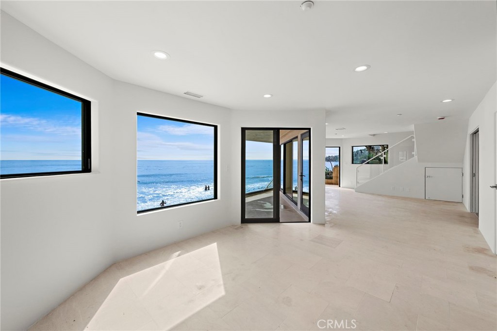715 Ocean Front