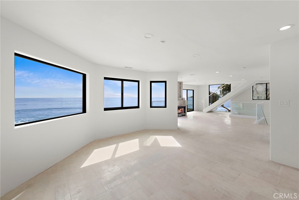 715 Ocean Front