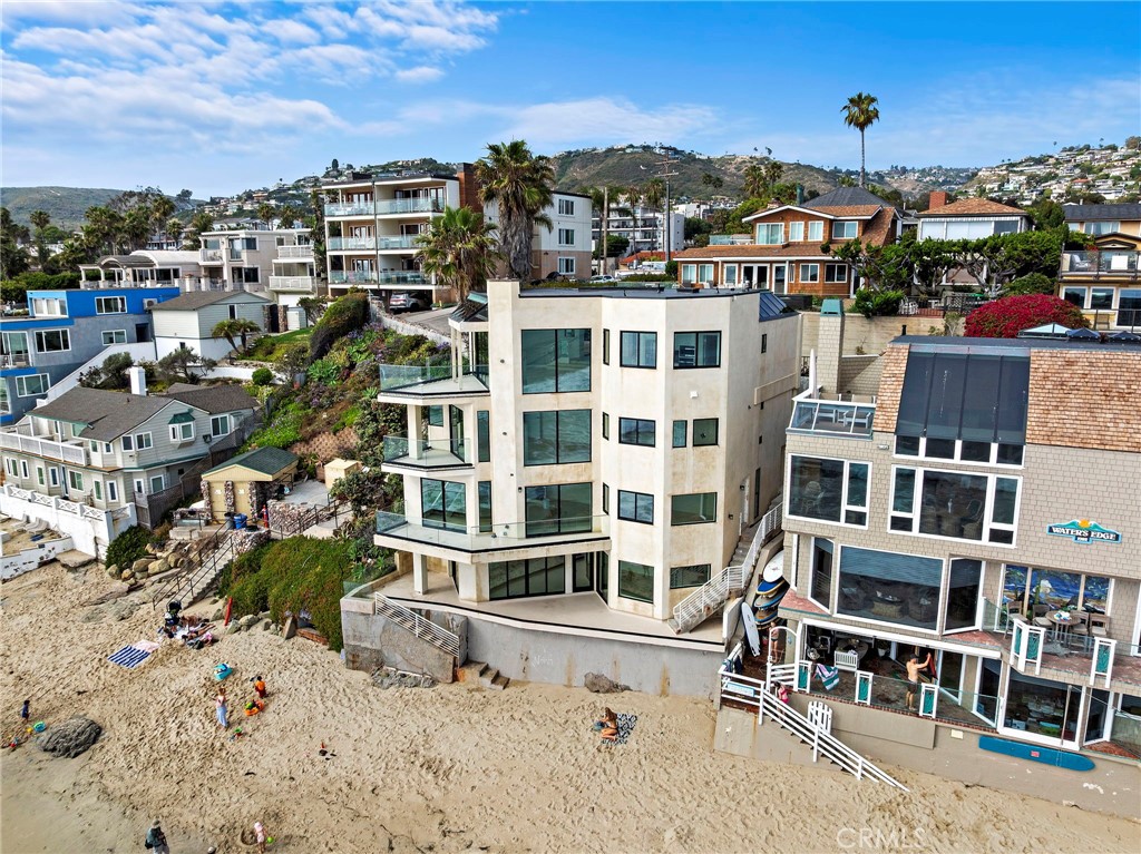 715 Ocean Front