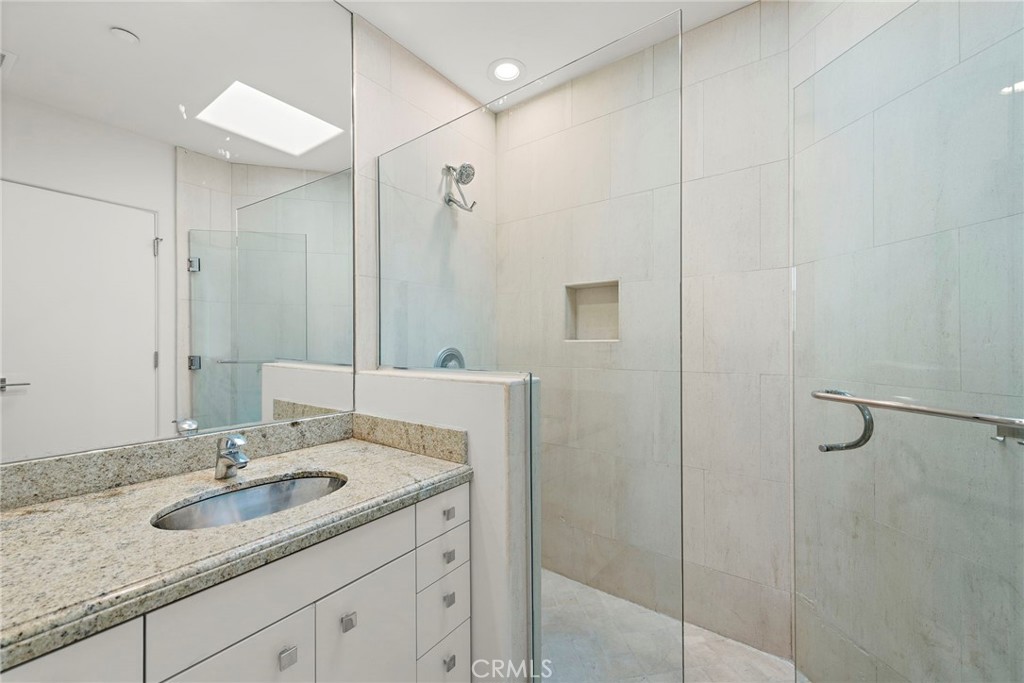 715 Ocean Front