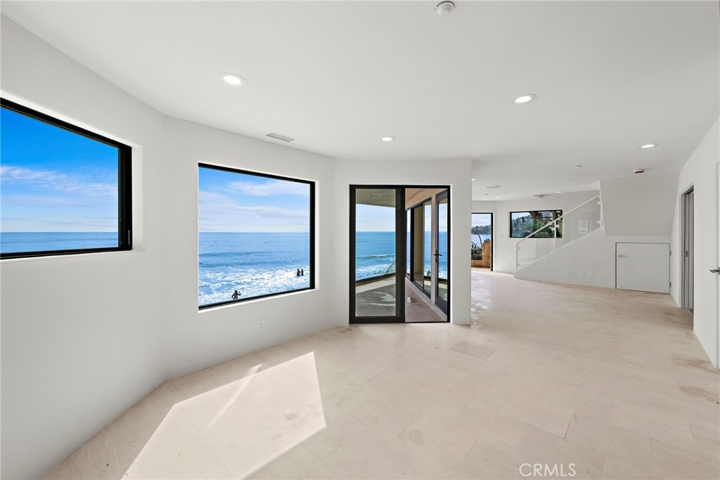715 Ocean Front