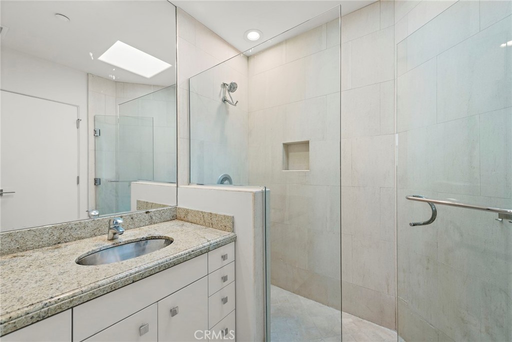 715 Ocean Front