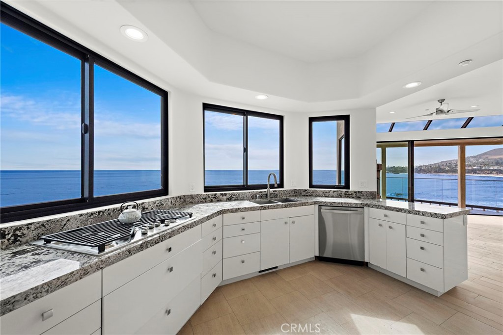 715 Ocean Front