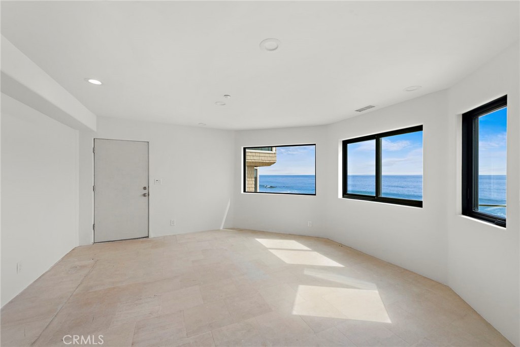 715 Ocean Front