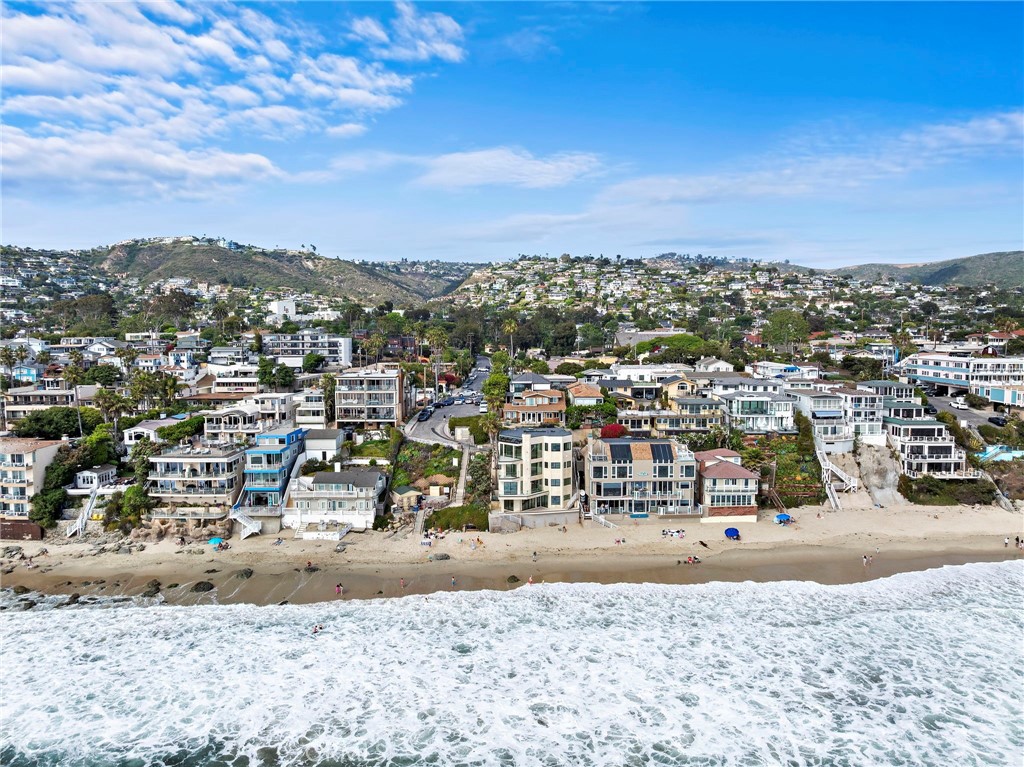 715 Ocean Front