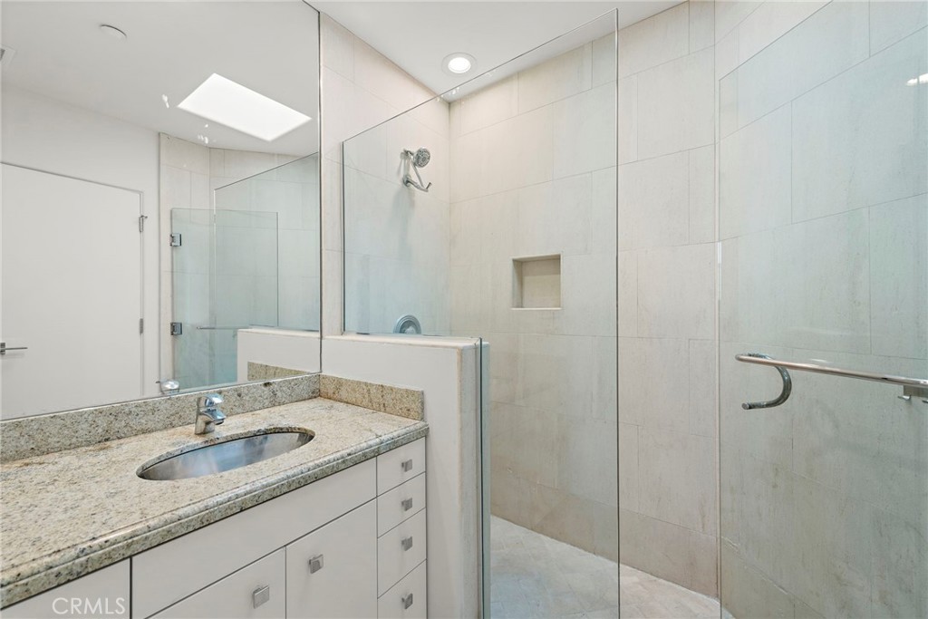 715 Ocean Front