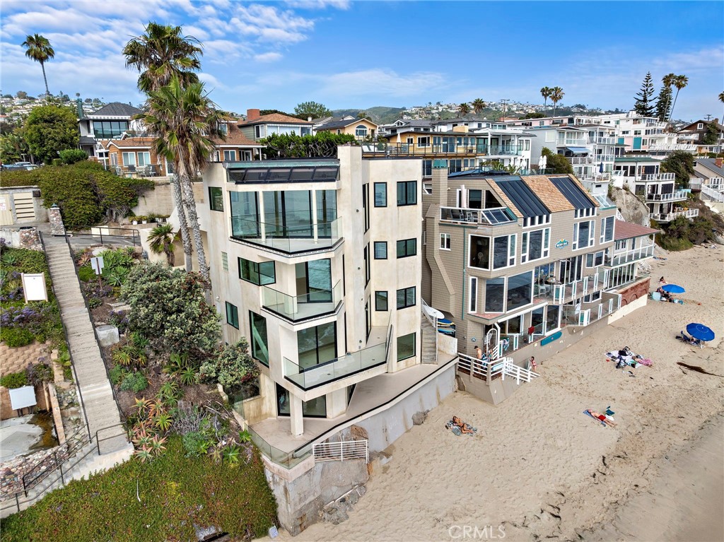 715 Ocean Front