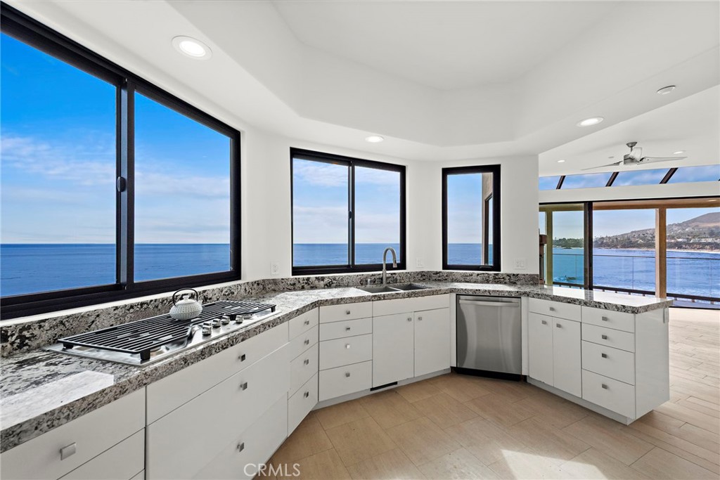 715 Ocean Front