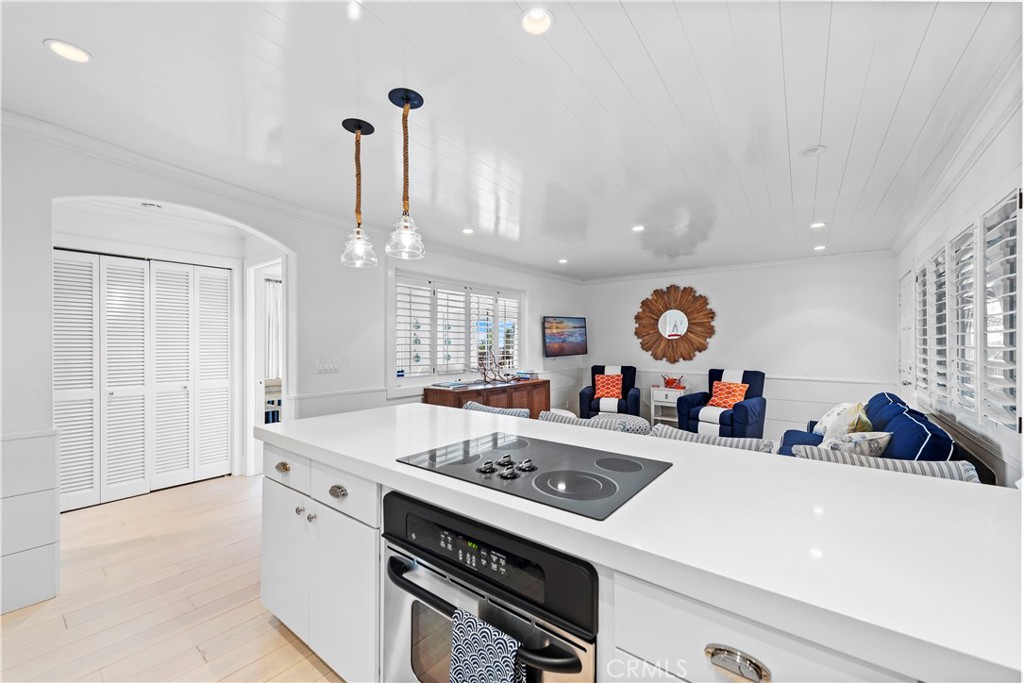 2175 S Coast 13