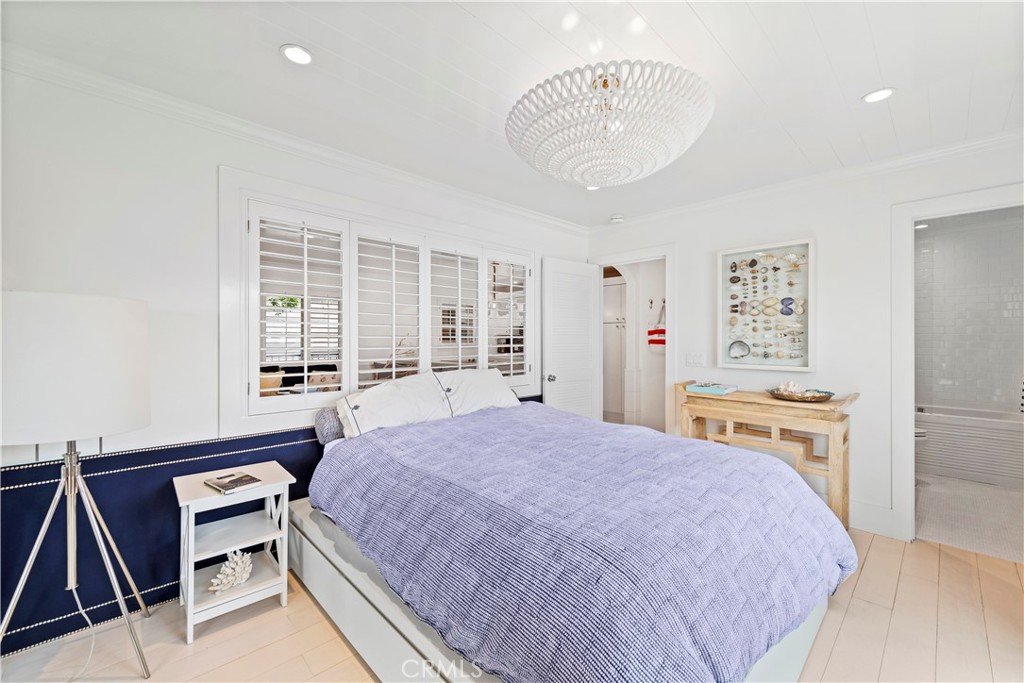 2175 S Coast 13