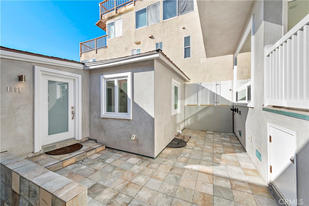 1051 A Gaviota Drive