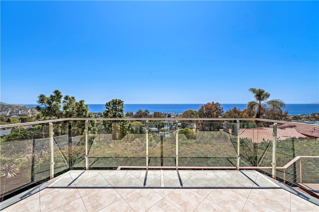 612 Allview Place