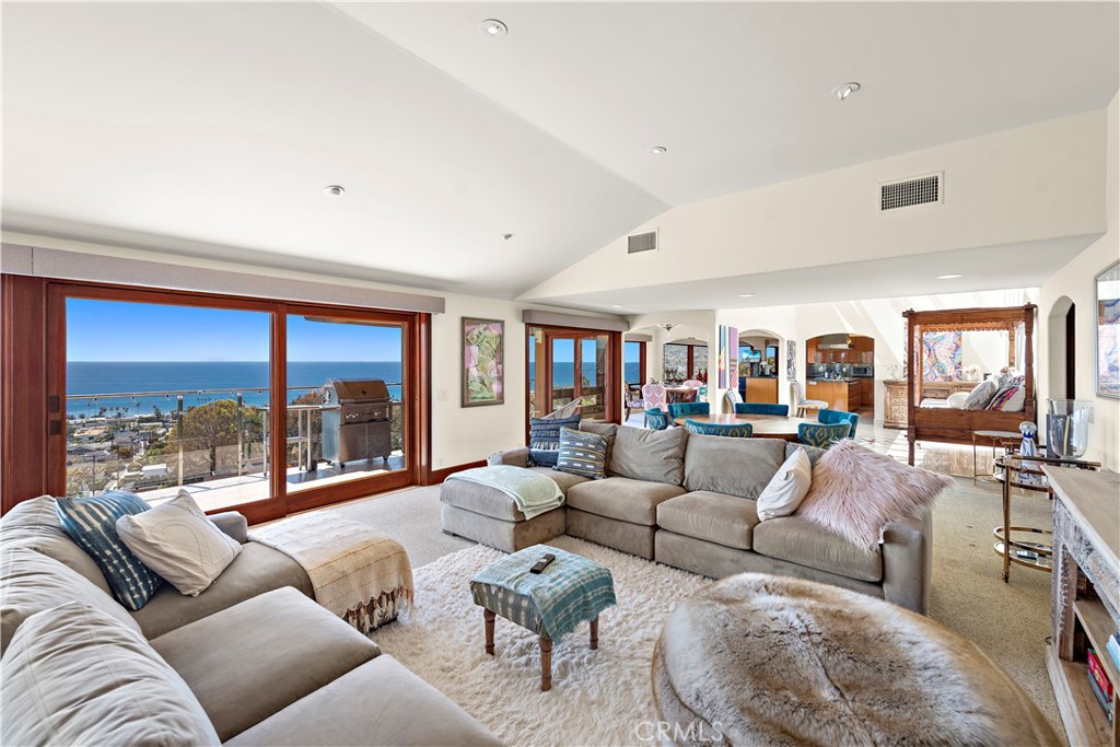 612 Allview Place