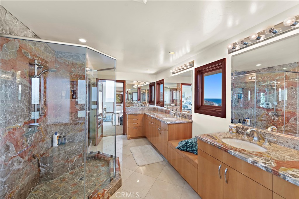 612 Allview Place