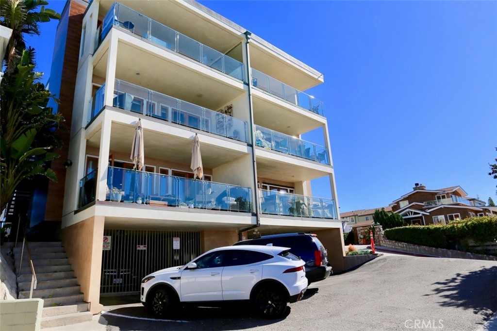150 Cleo Street 2