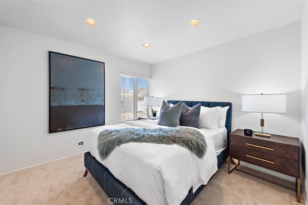 150 Cleo Street 2