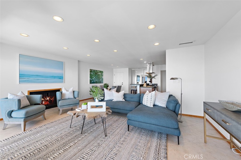 150 Cleo Street 2